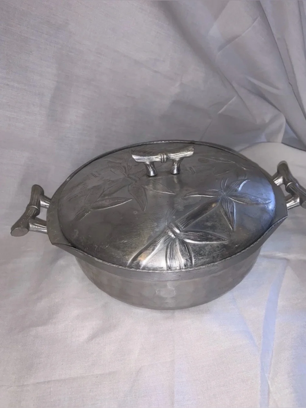 Silver Decorative Covered Casserole Dish - Silver